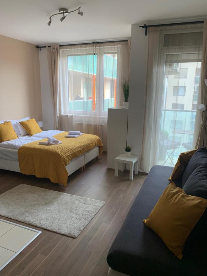 Corvin Sun Downtown Apartment 布达佩斯 外观 照片